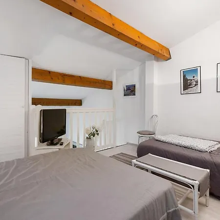 Modern Apt By The Beach In Agde